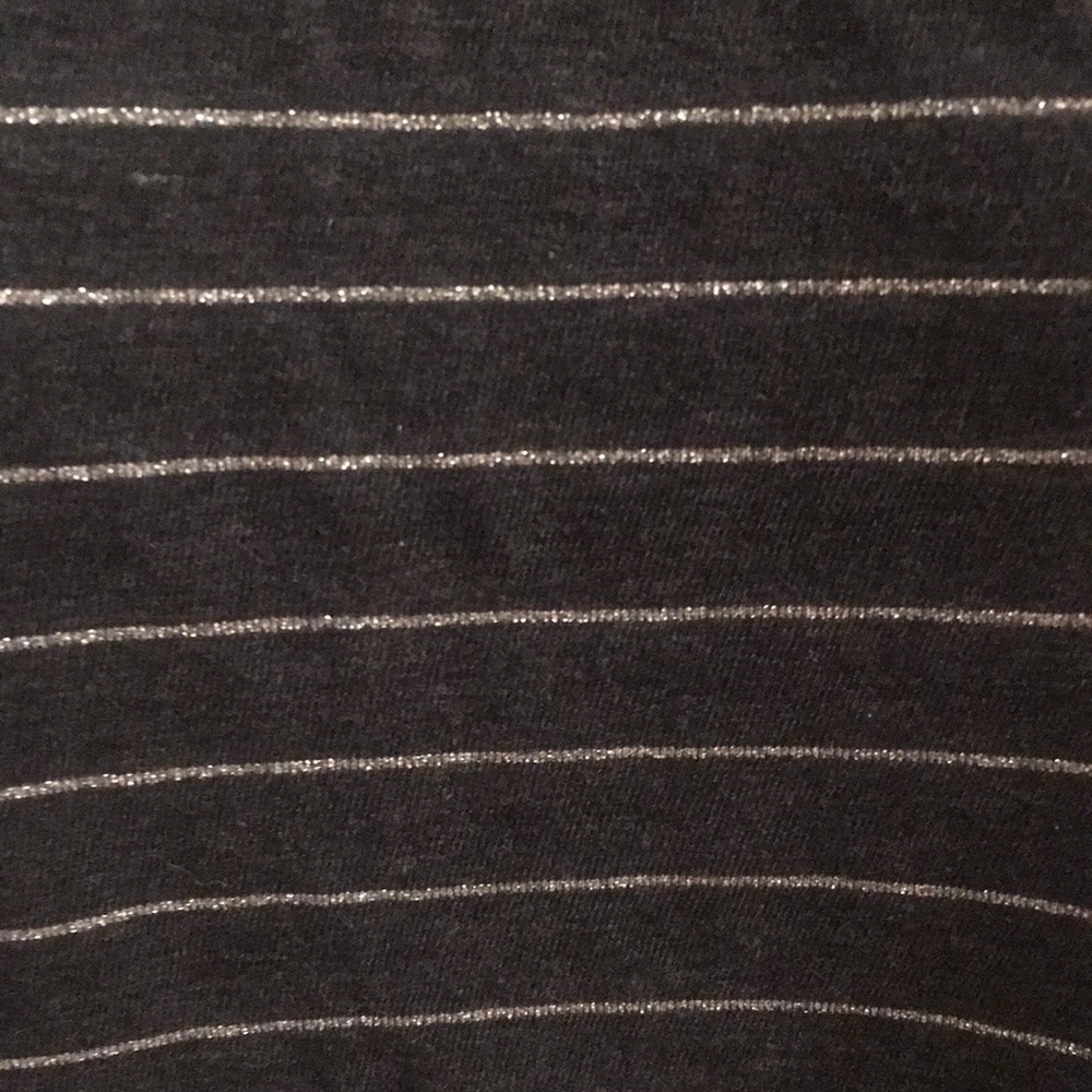 The Perfect Tee - Picture 3 of 5